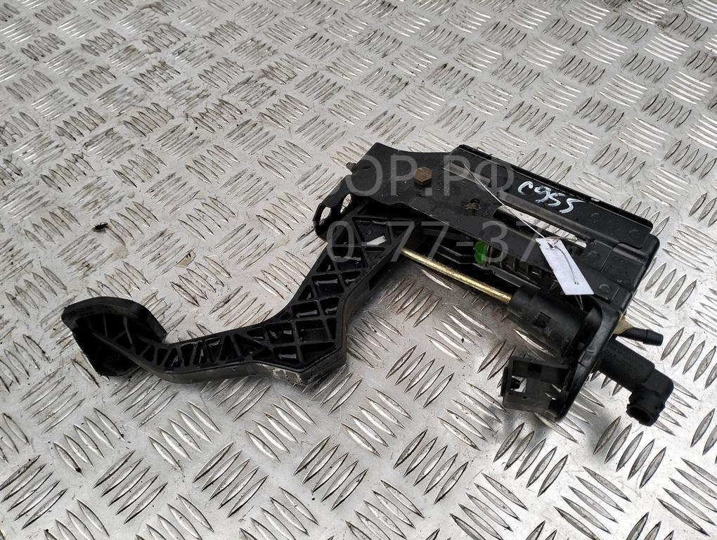 Цилиндр сцепления главный