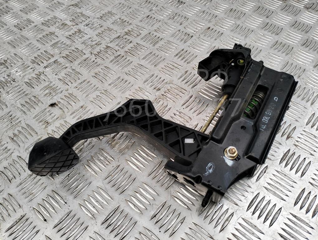 Цилиндр сцепления главный