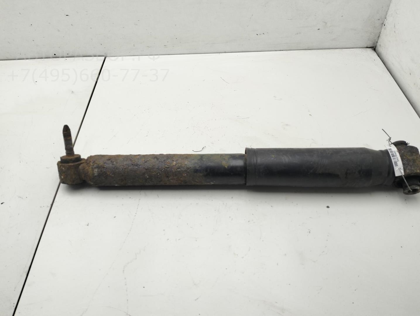 Амортизатор задний правый