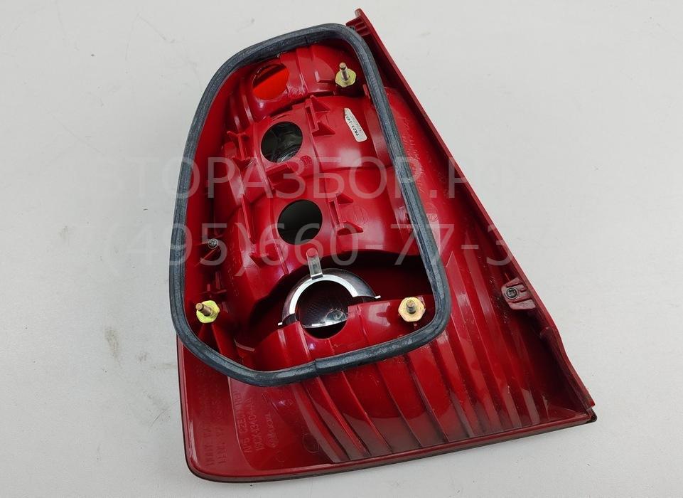Фонарь задний правый