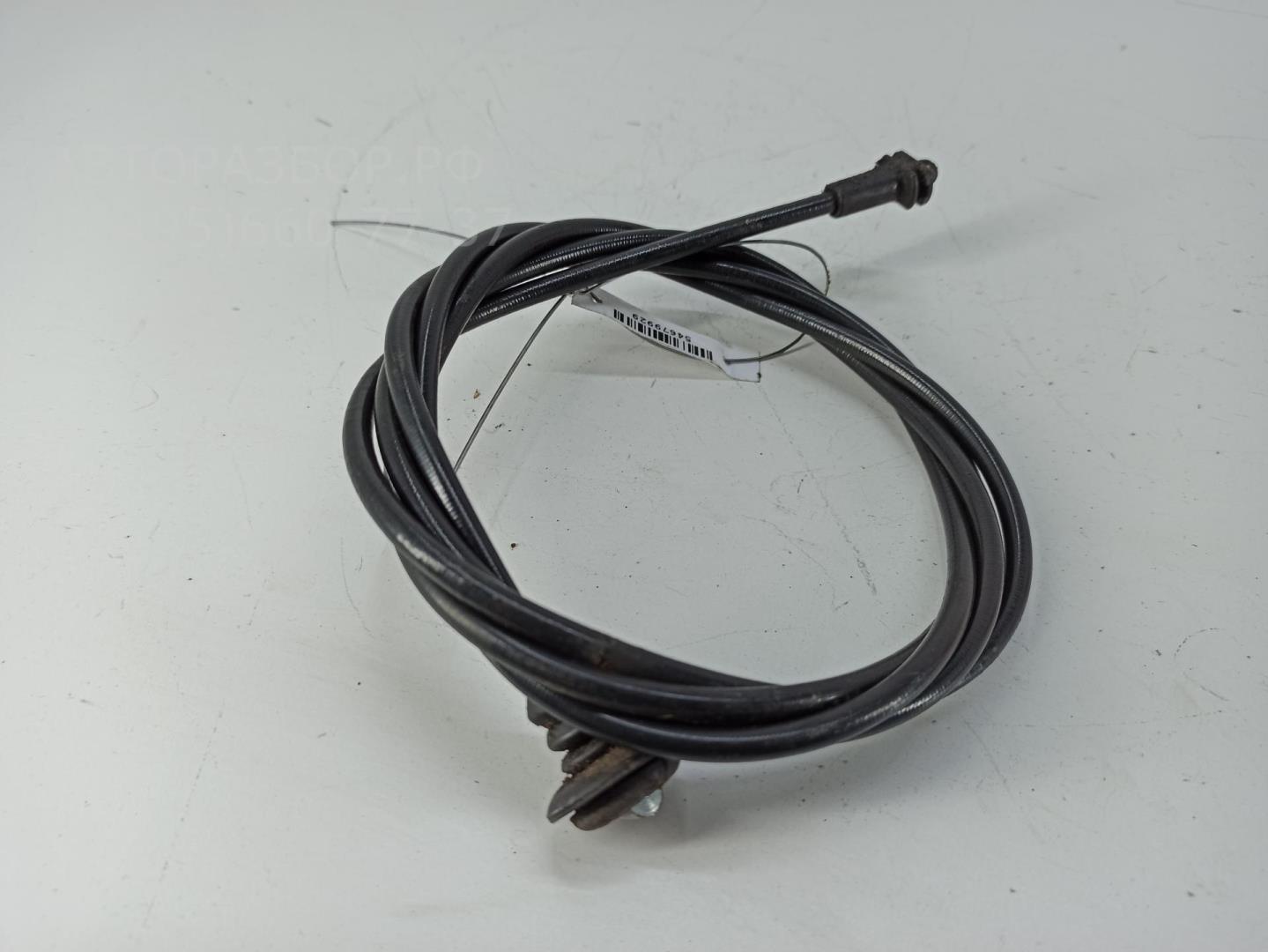 Трос открывания капота