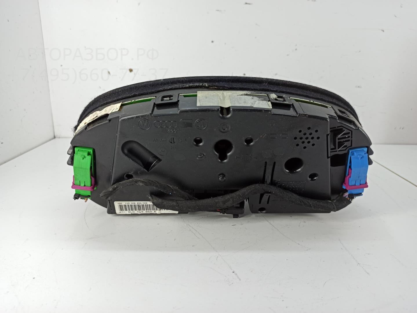 Панель приборов