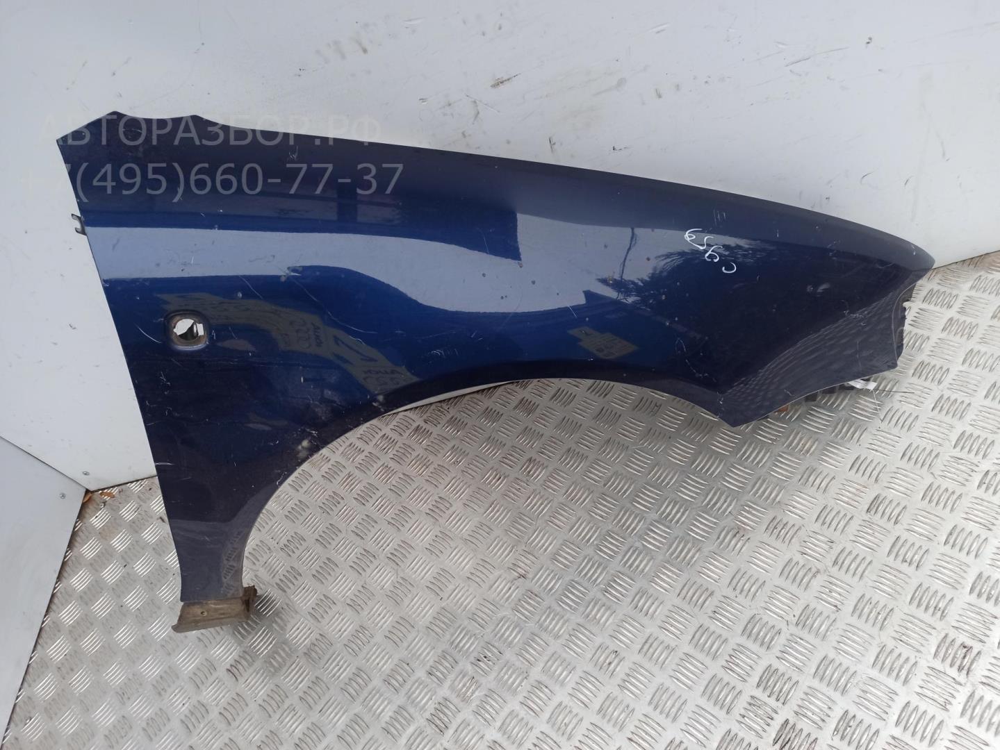 Крыло переднее правое