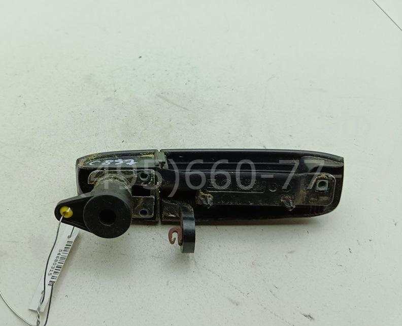 Ручка двери передней наружная правая