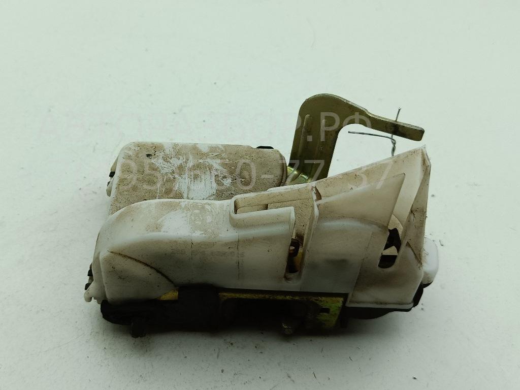 Замок двери задней правой