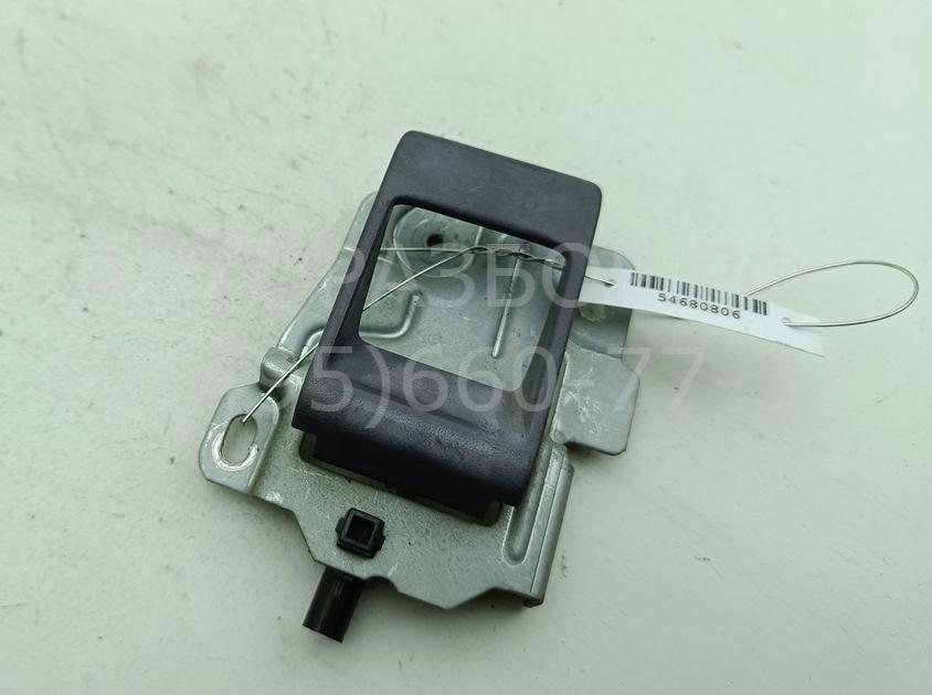 Ручка двери передней внутренняя левая