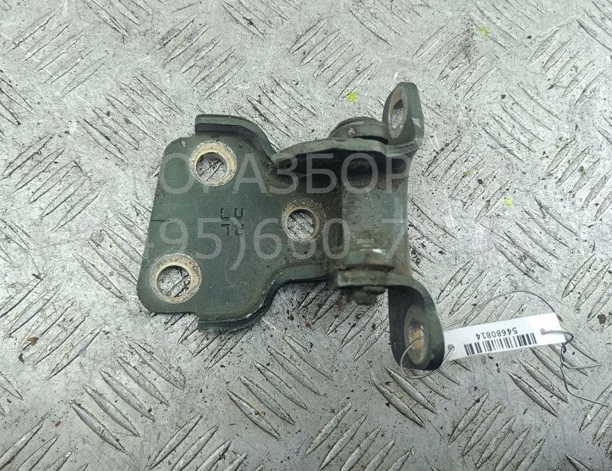 Петля двери