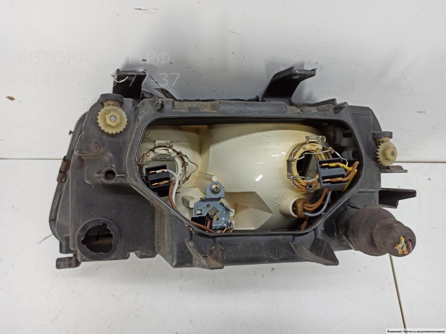 Фара правая