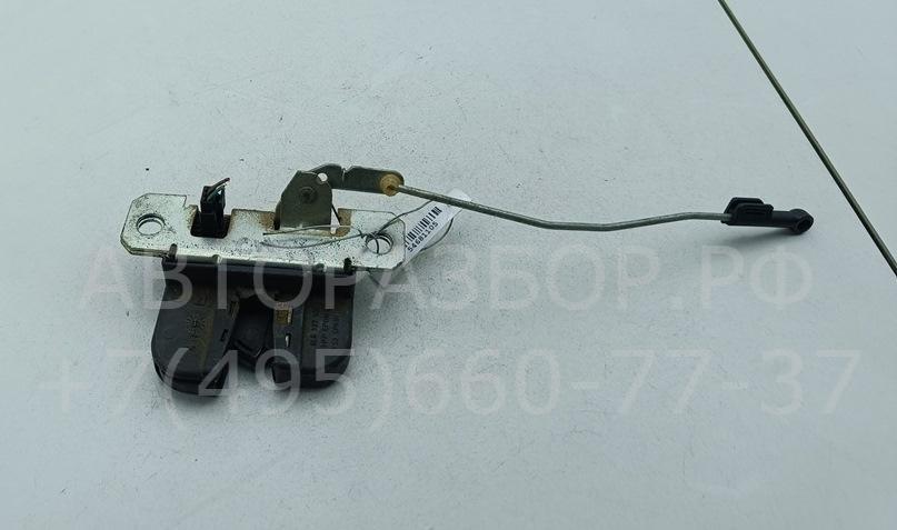 Замок багажника