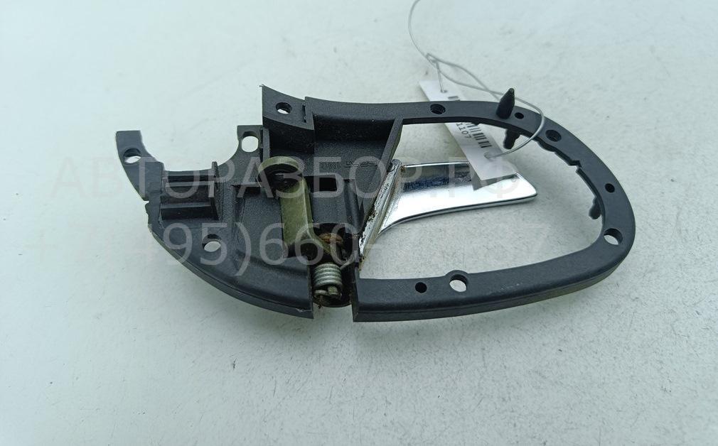 Ручка двери задней внутренняя левая