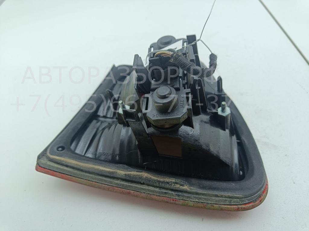 Фонарь задний внутренний левый