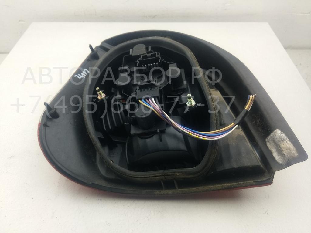 Фонарь задний правый