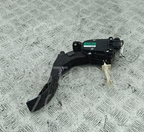 Педаль газа