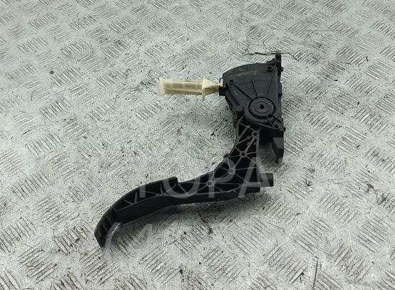 Педаль газа