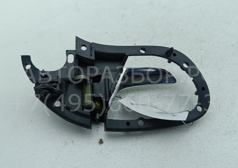 Ручка двери передней внутренняя левая