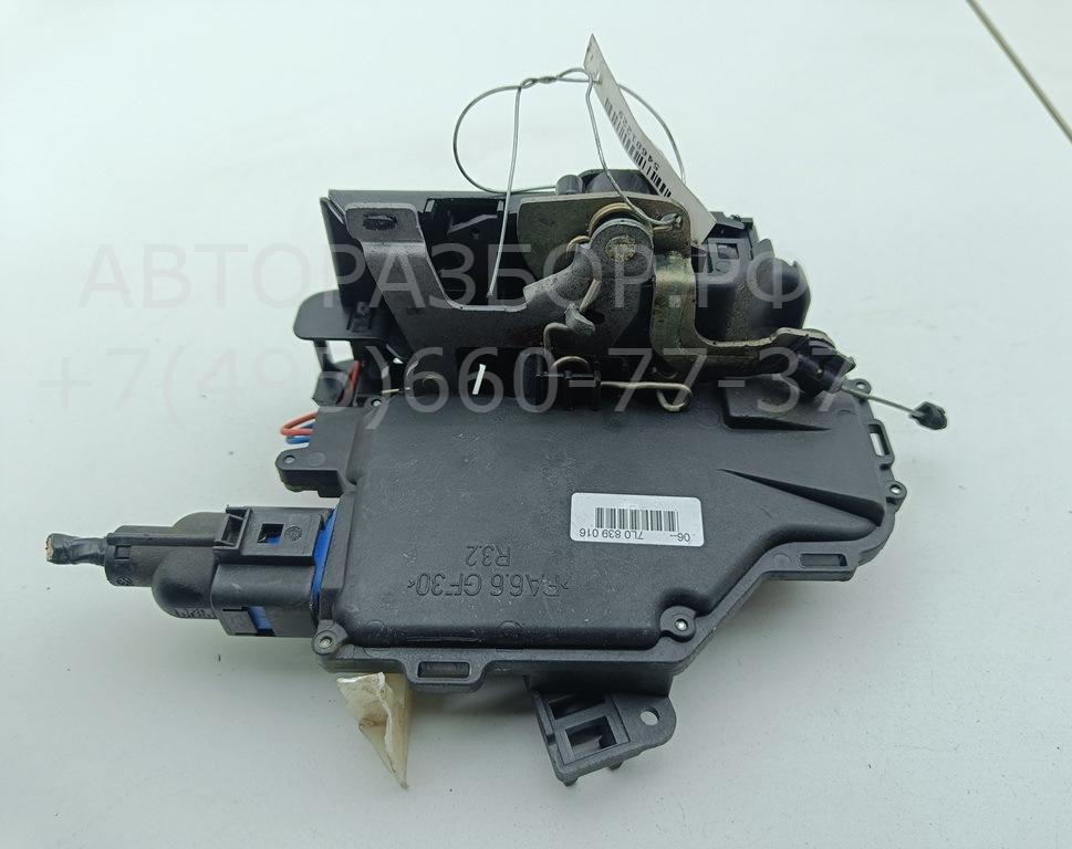 Замок двери задней правой