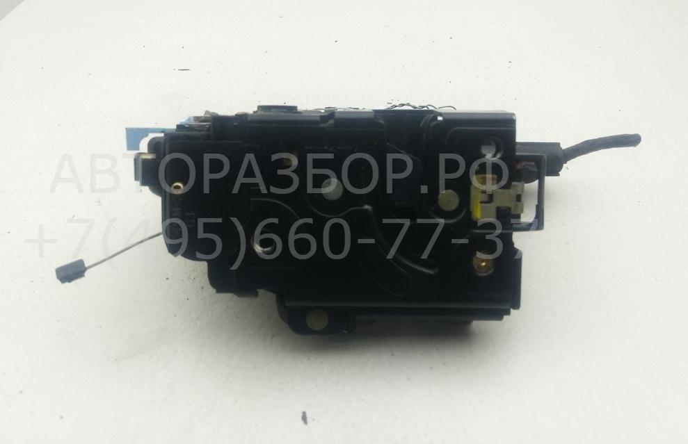 Замок двери задней левой