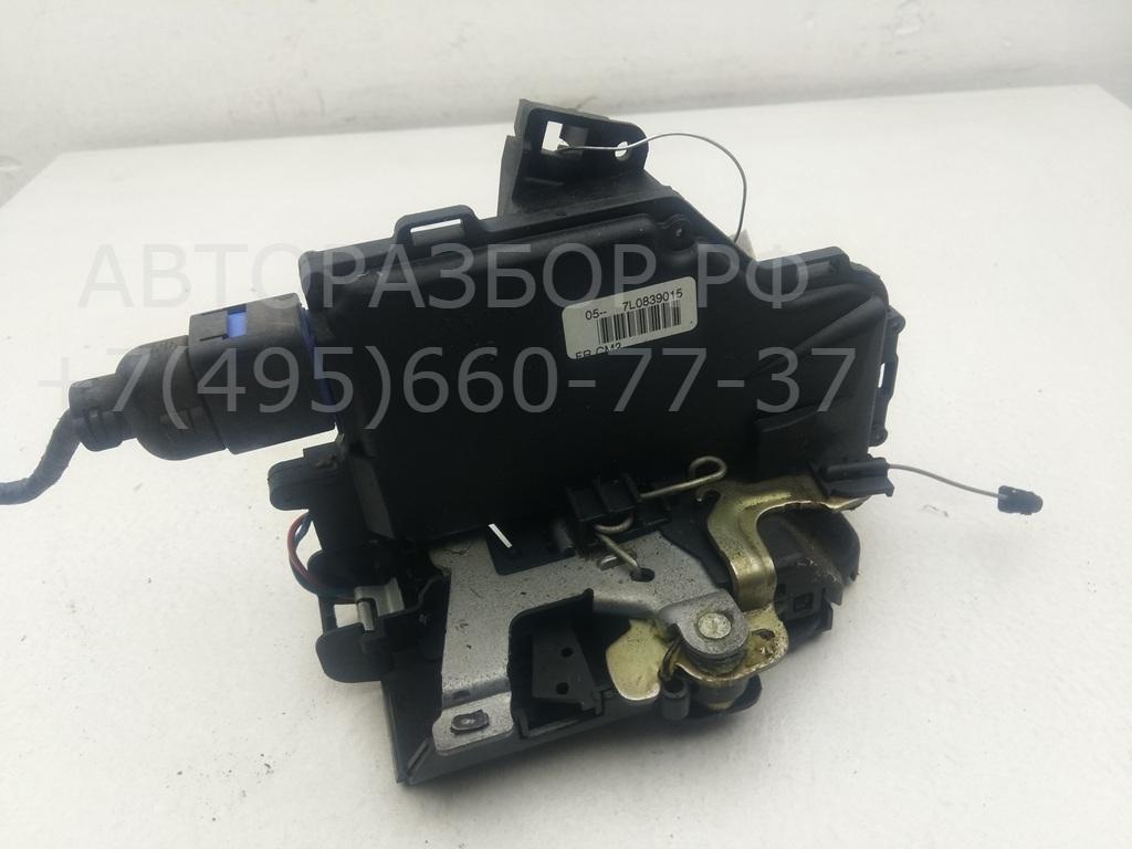 Замок двери задней левой