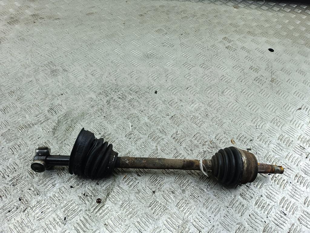 Полуось передняя левая