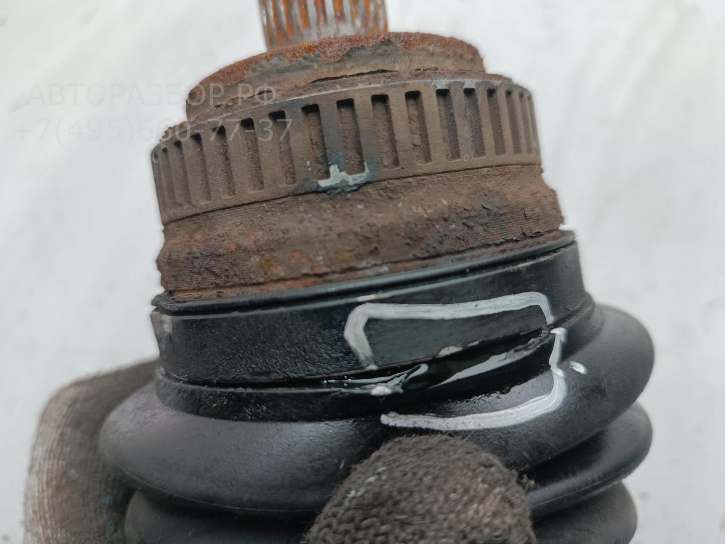 Полуось передняя правая