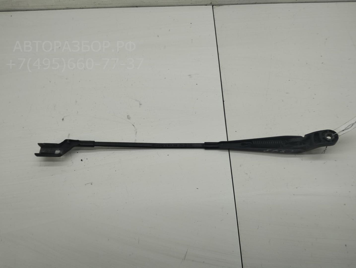 Поводок стеклоочистителя передний правый