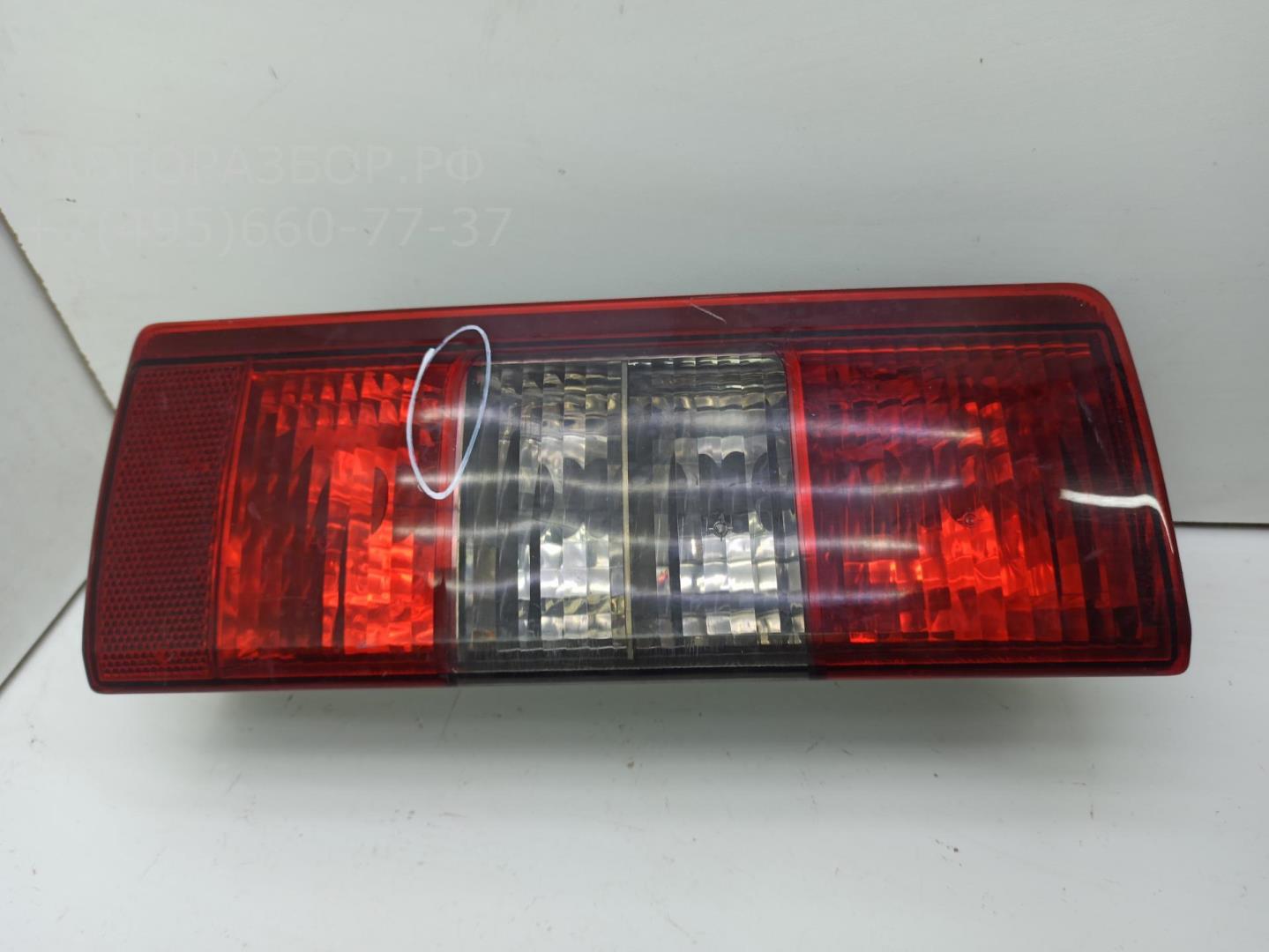 Фонарь задний левый