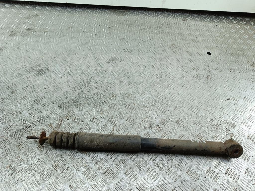 Амортизатор задний правый