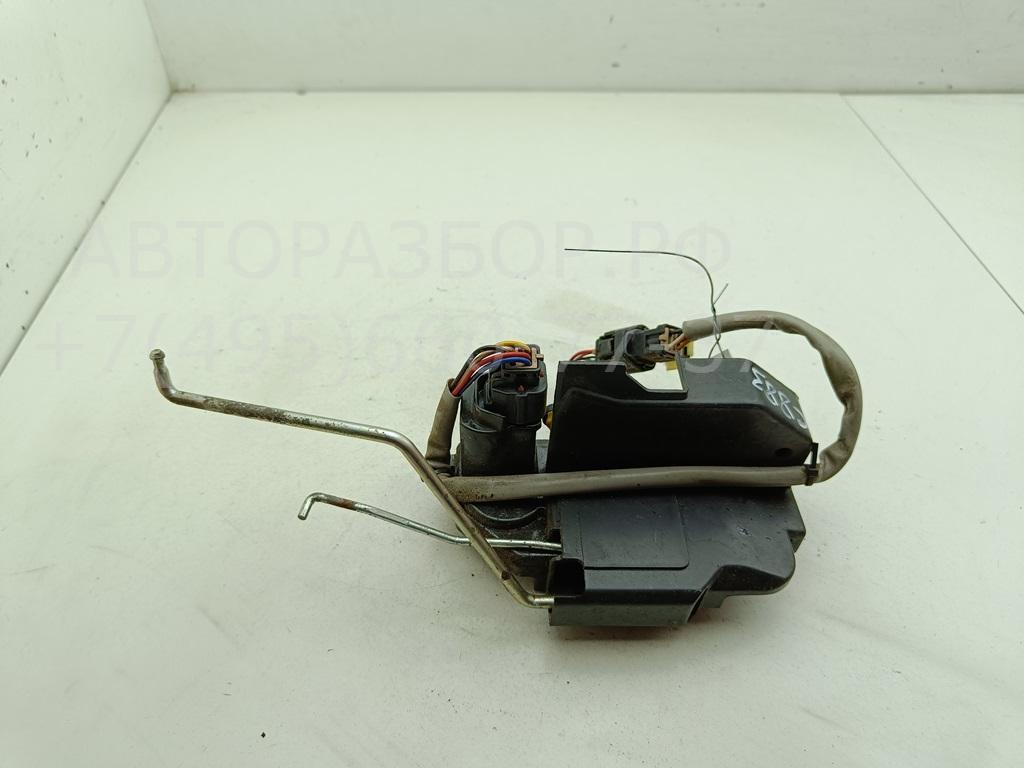 Замок двери передней правой