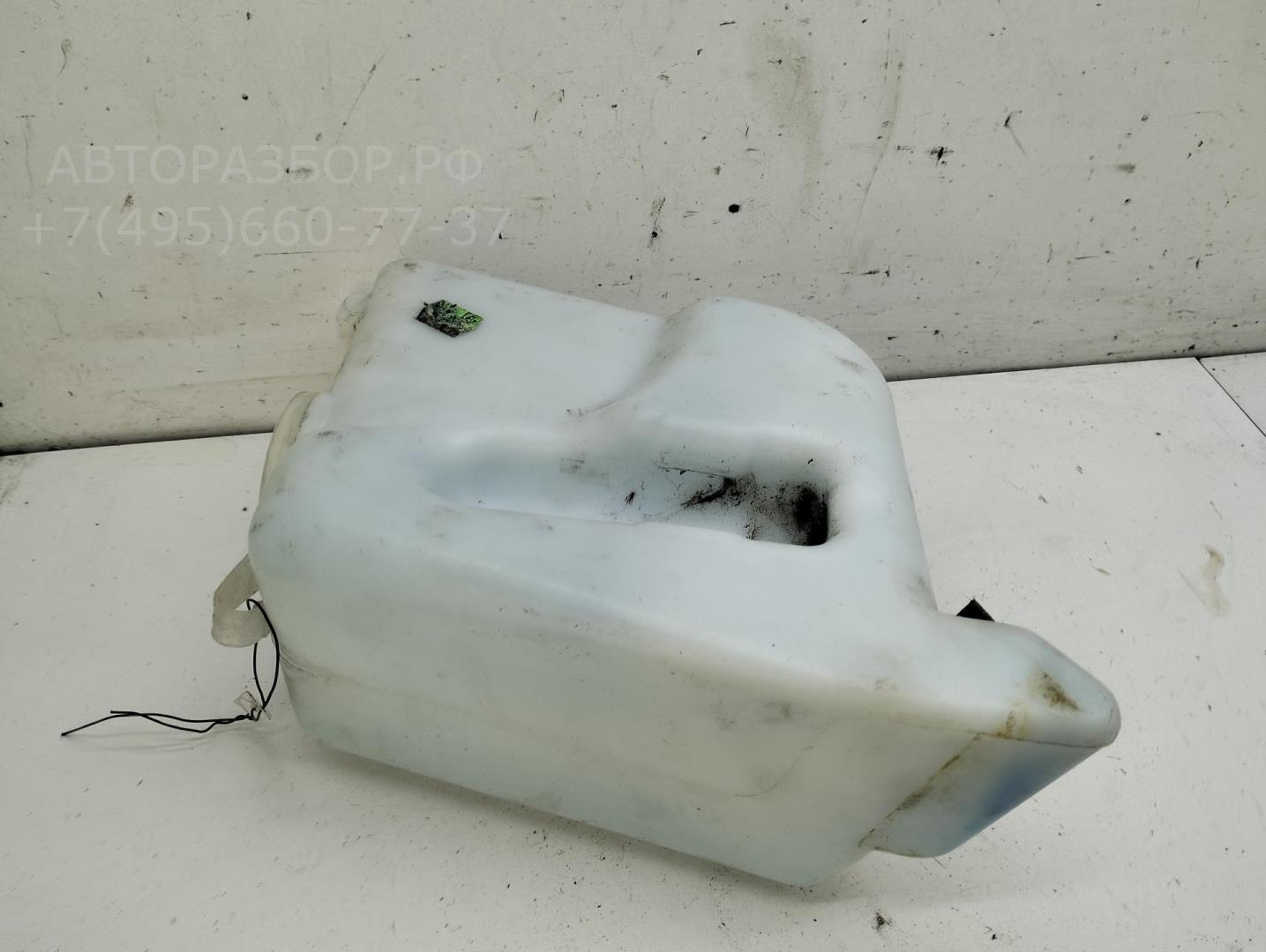 Бачок омывателя лобового стекла