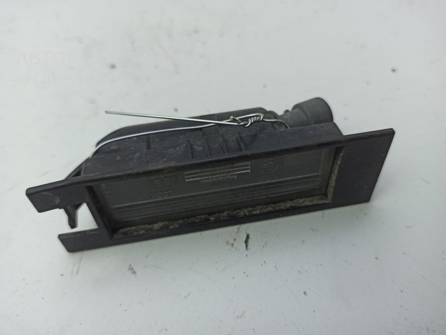 Фонарь подсветки номера