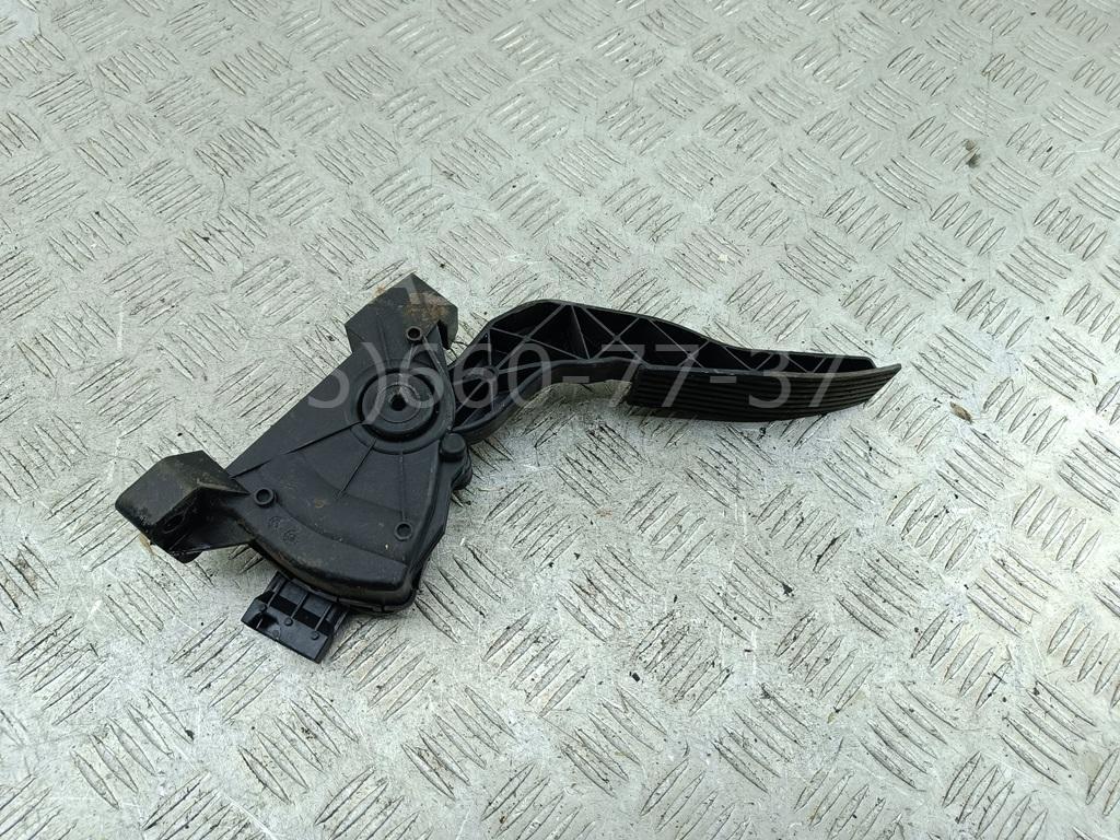 Педаль газа