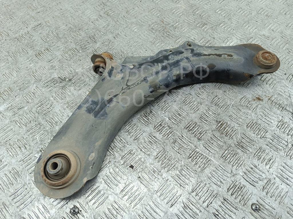 Рычаг передний левый