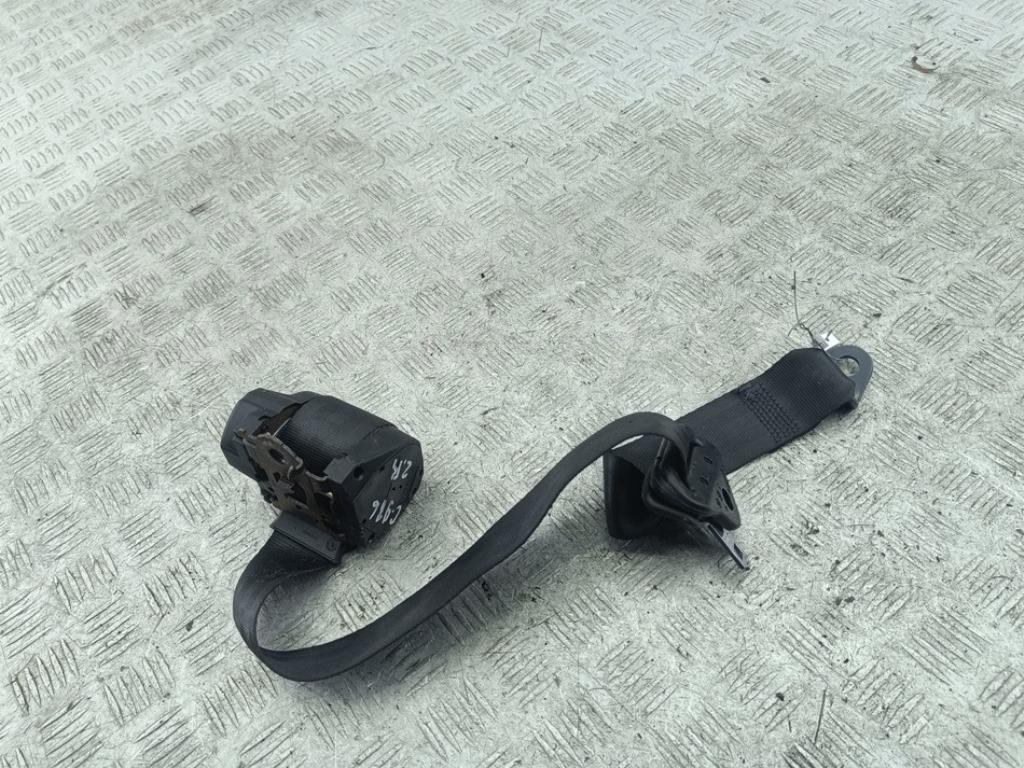 Ремень безопасности