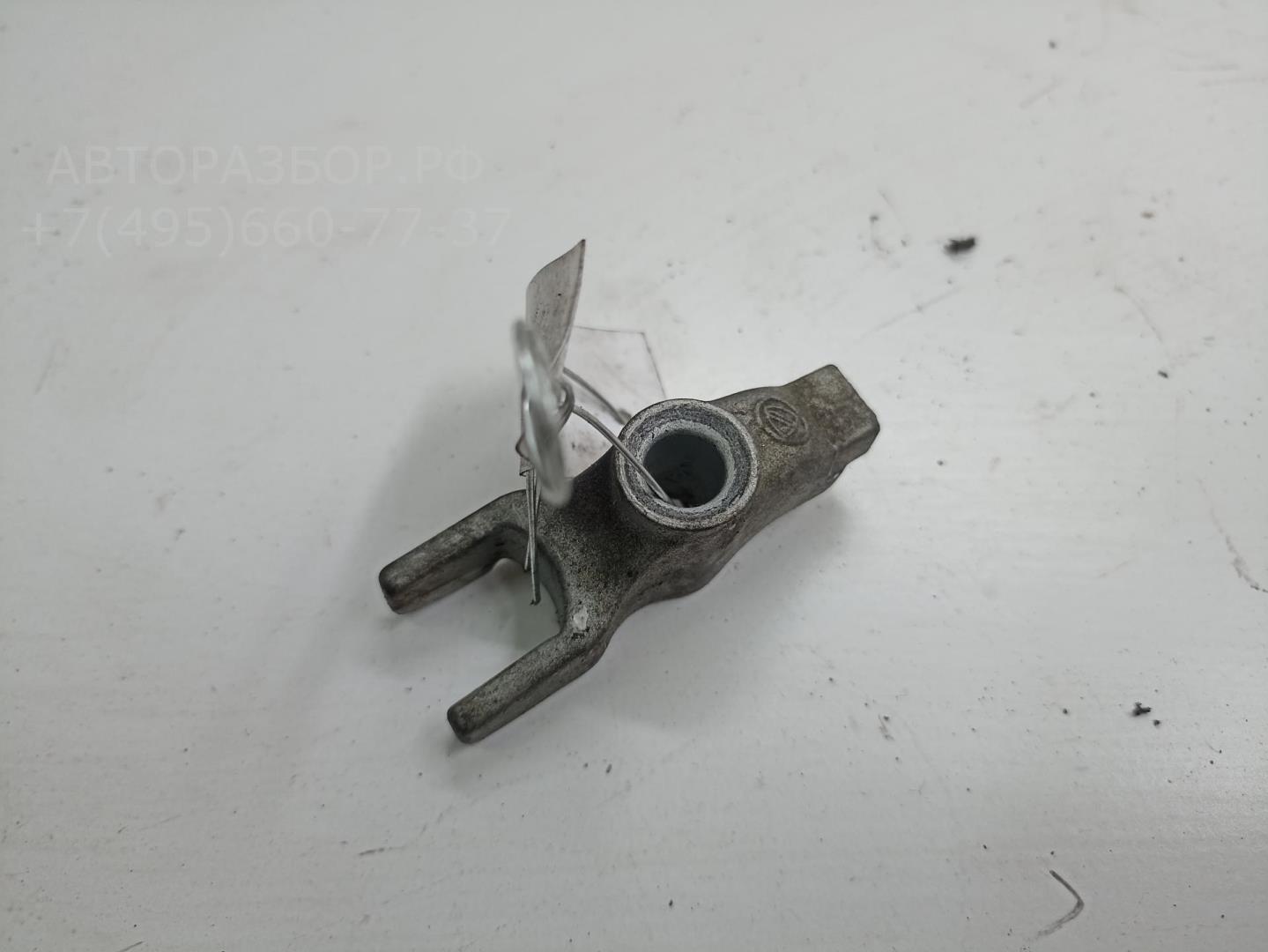 Кронштейн форсунки