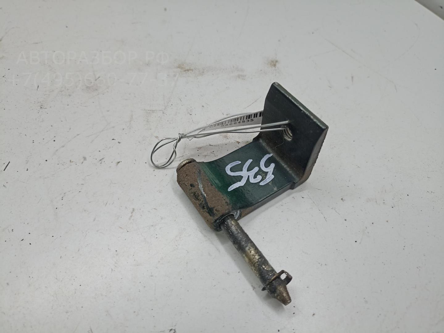 Петля крышки багажника