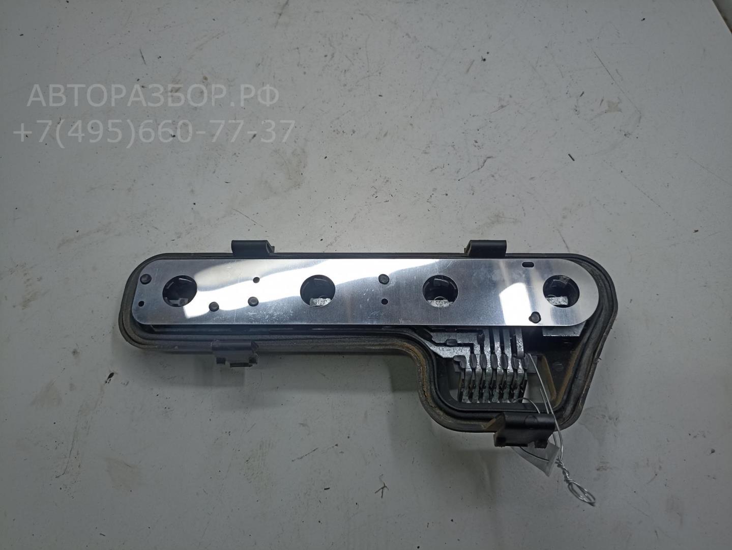 Плата заднего фонаря правого