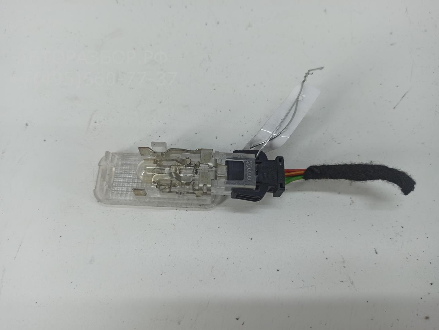 Плафон салонный