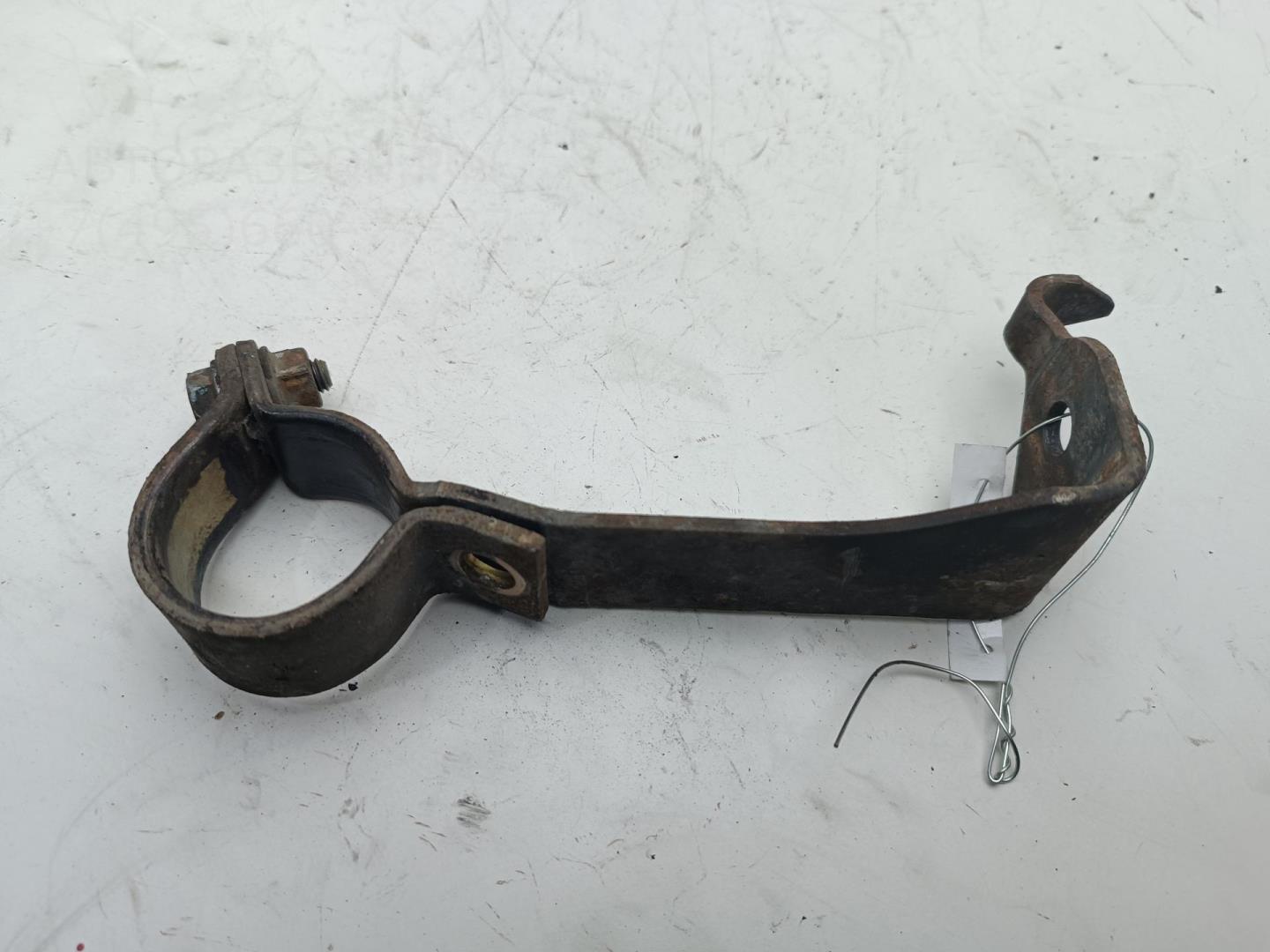 Стойка переднего стабилизатора