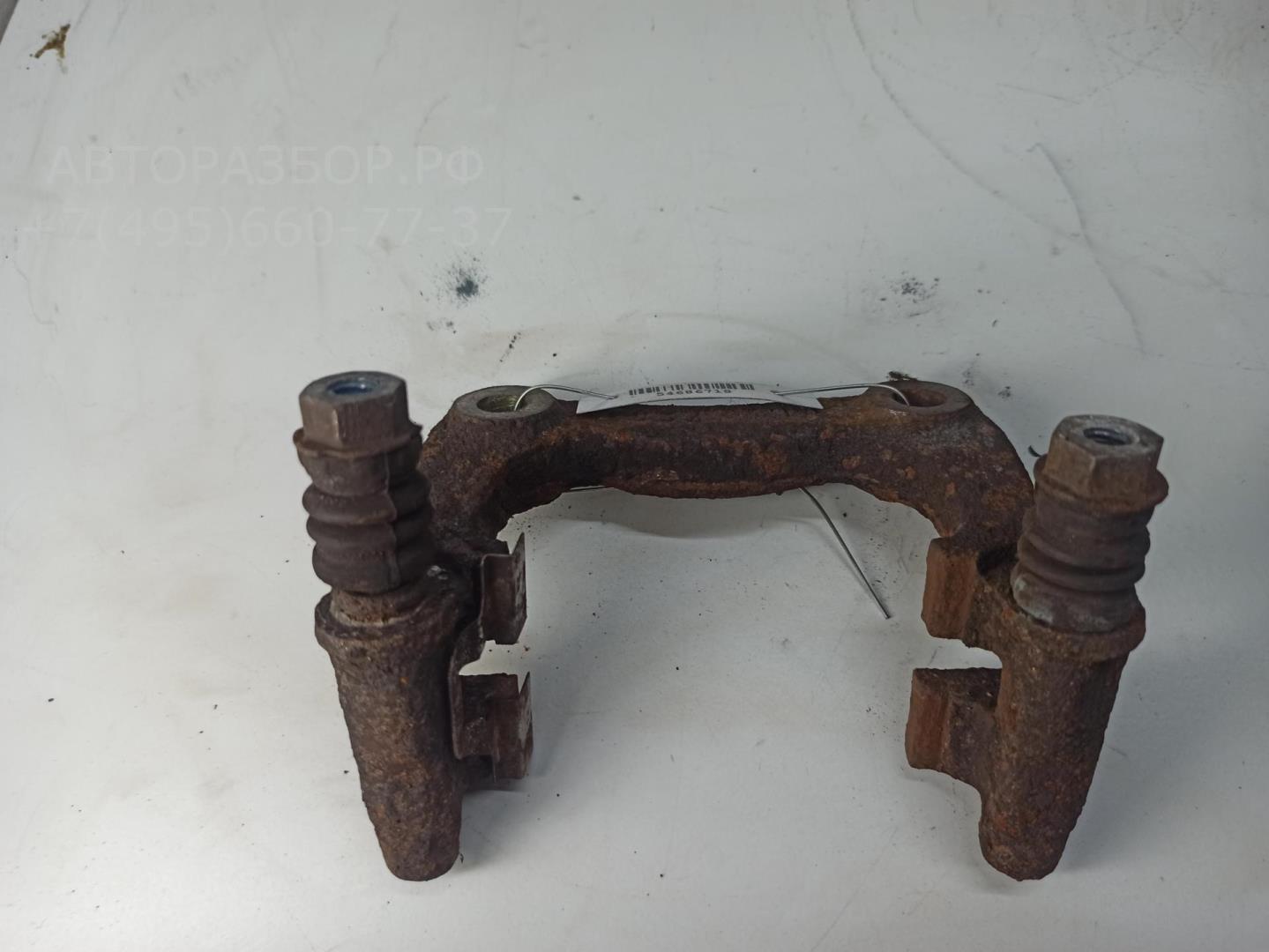 Скоба суппорта заднего