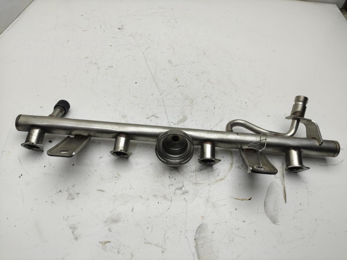 Рейка топливная (рампа)