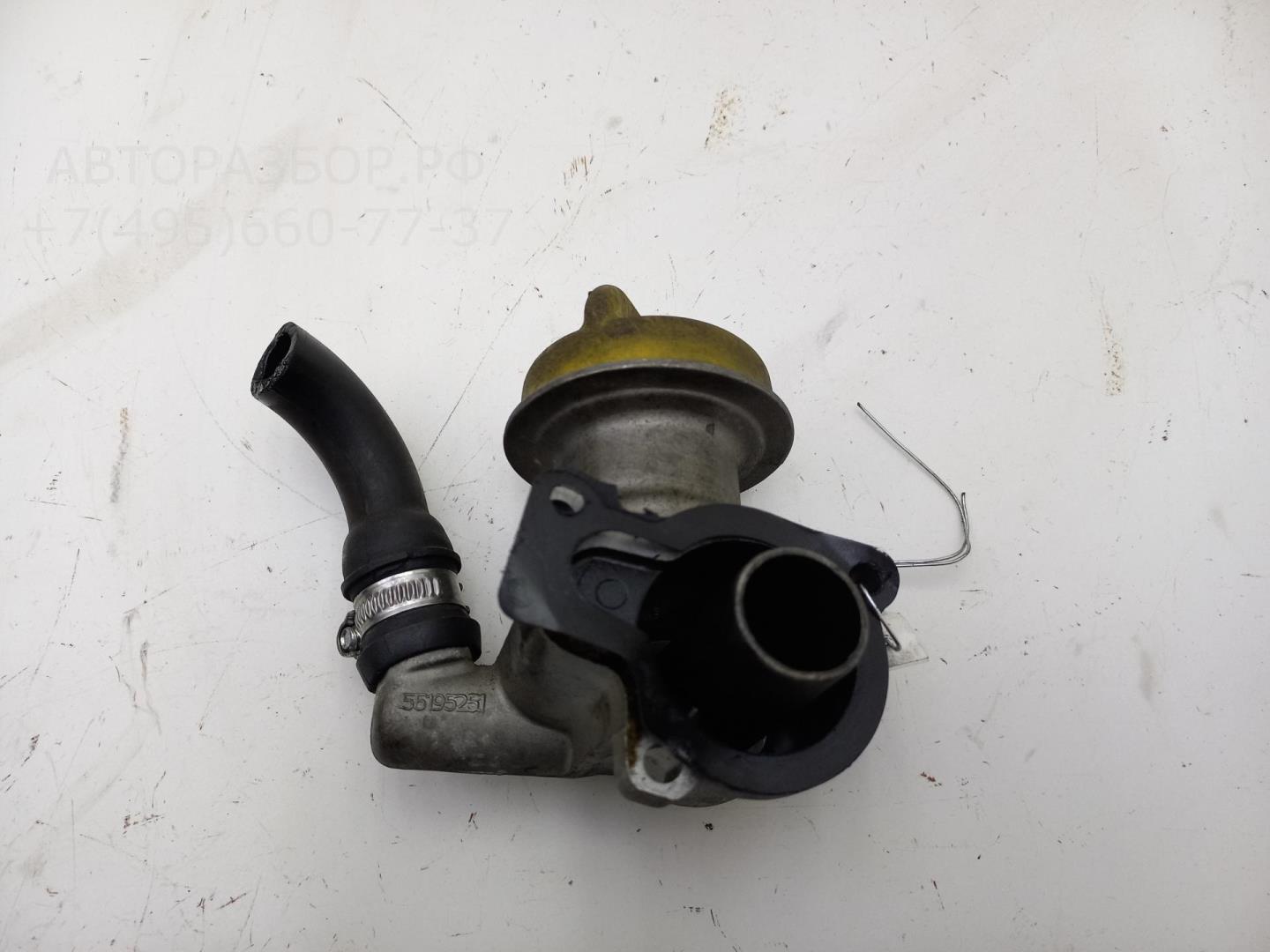 Маслозаливная горловина