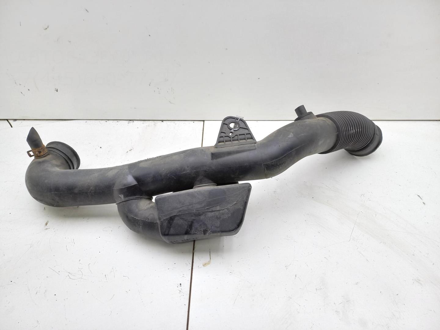 Трубка топливная