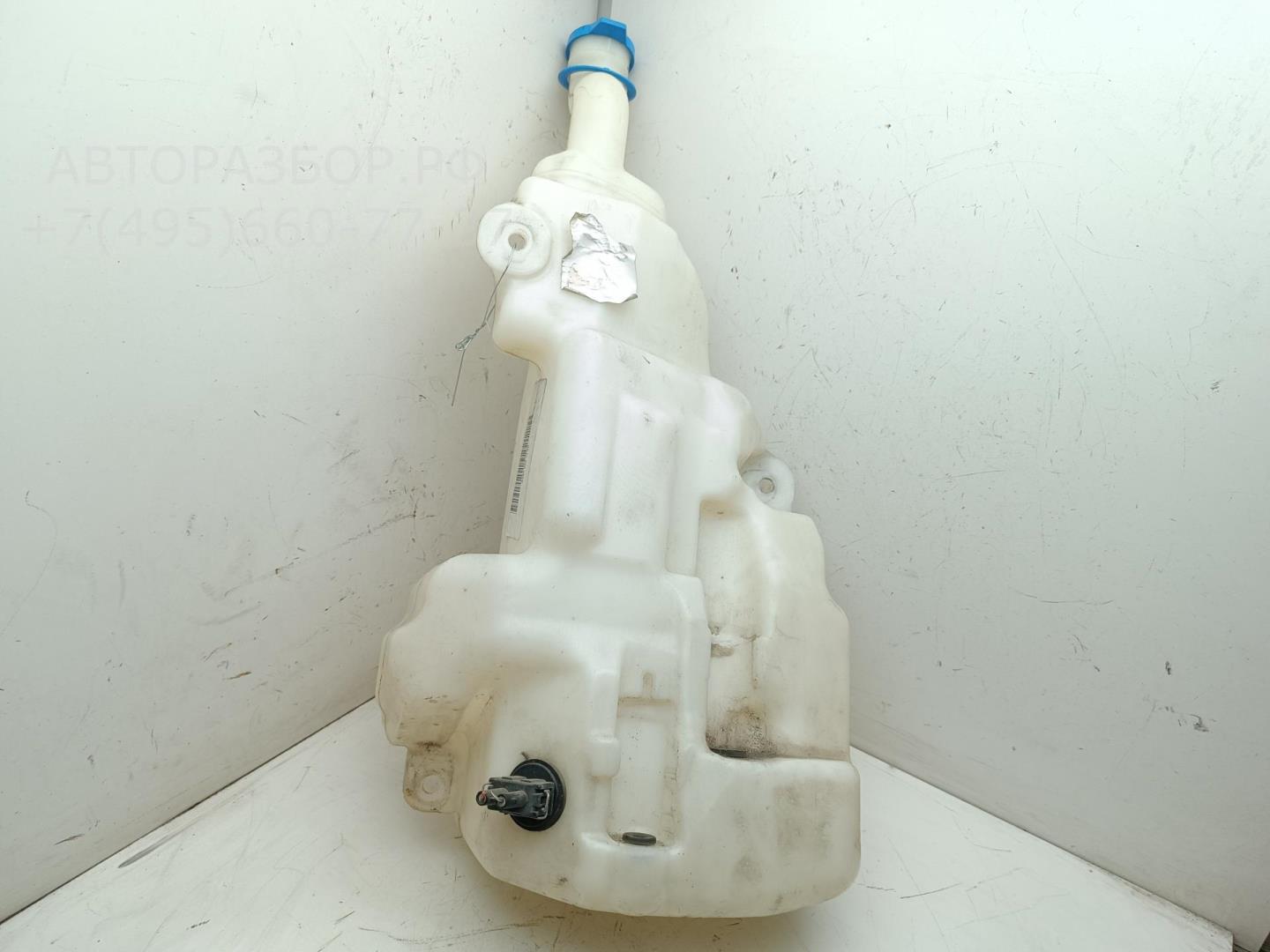 Бачок омывателя лобового стекла