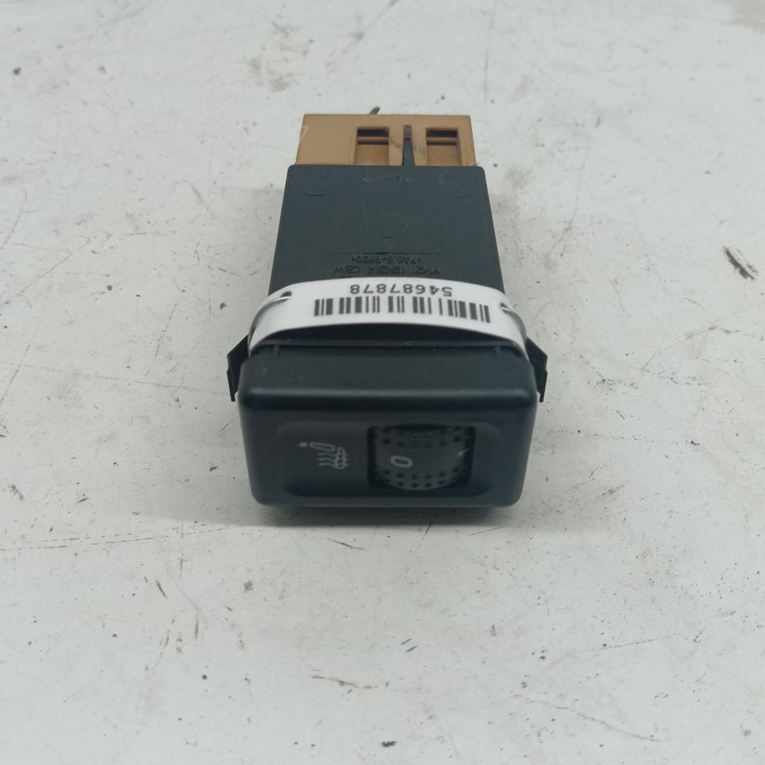 Кнопка обогрева сидений