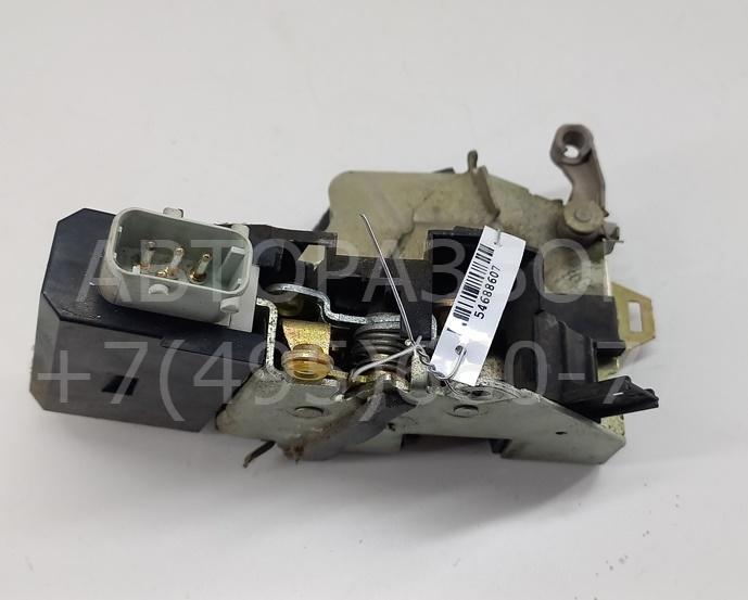 Замок двери задней левой