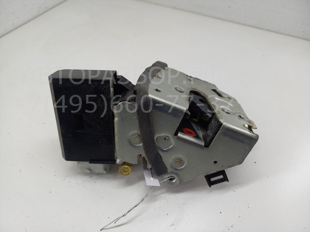 Замок двери задней правой