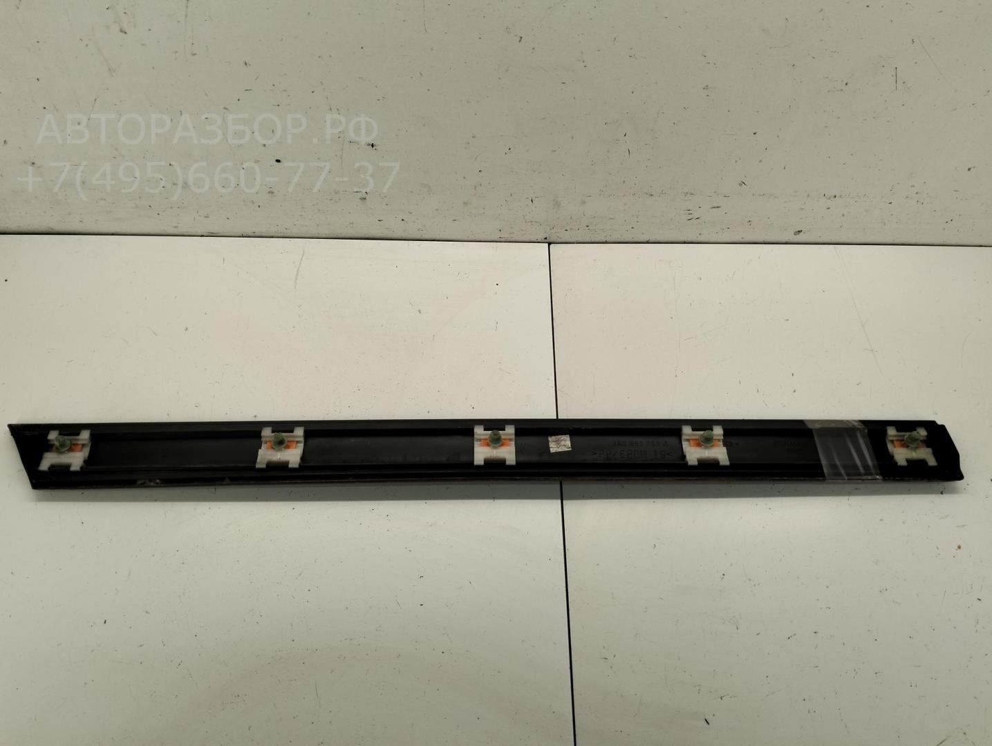 Накладка двери задней левой