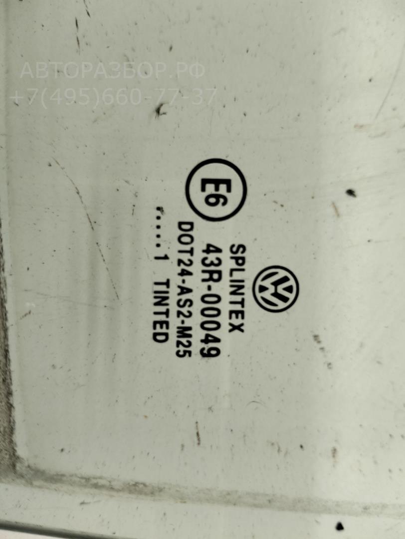 Стекло двери задней левой