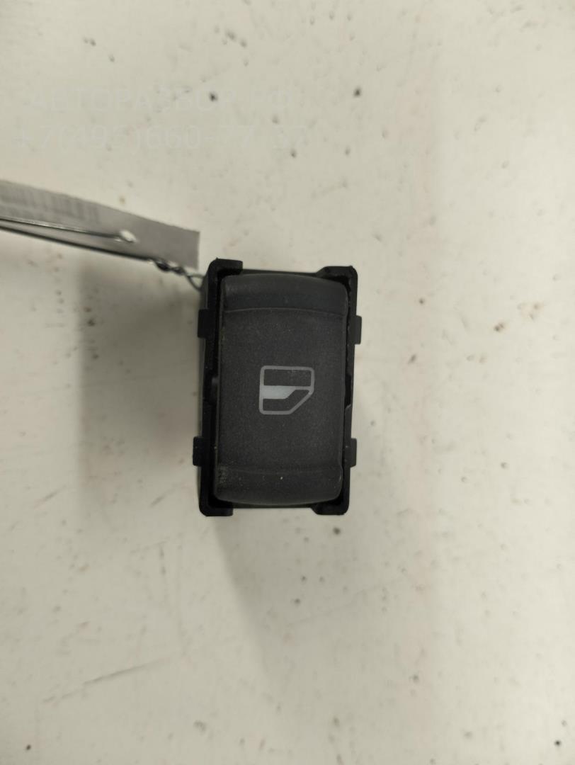 Кнопка стеклоподъемника