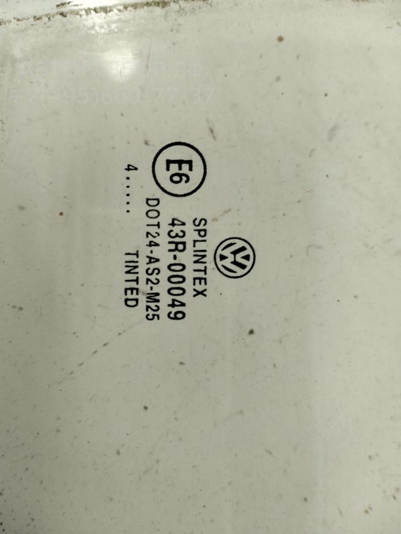 Стекло двери задней правой